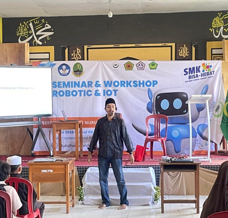 Suasana Utama Seminar Robotic dan IoT